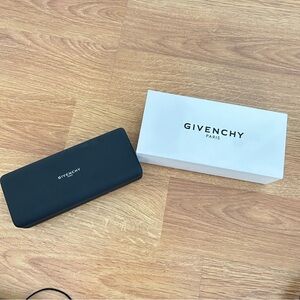 Givenchy Black Sunglasses Case with White Box Set